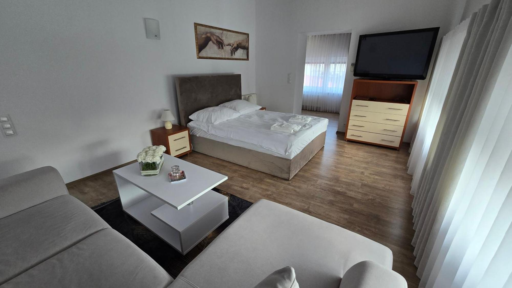 Motel Za Miedza Bralin Exterior foto