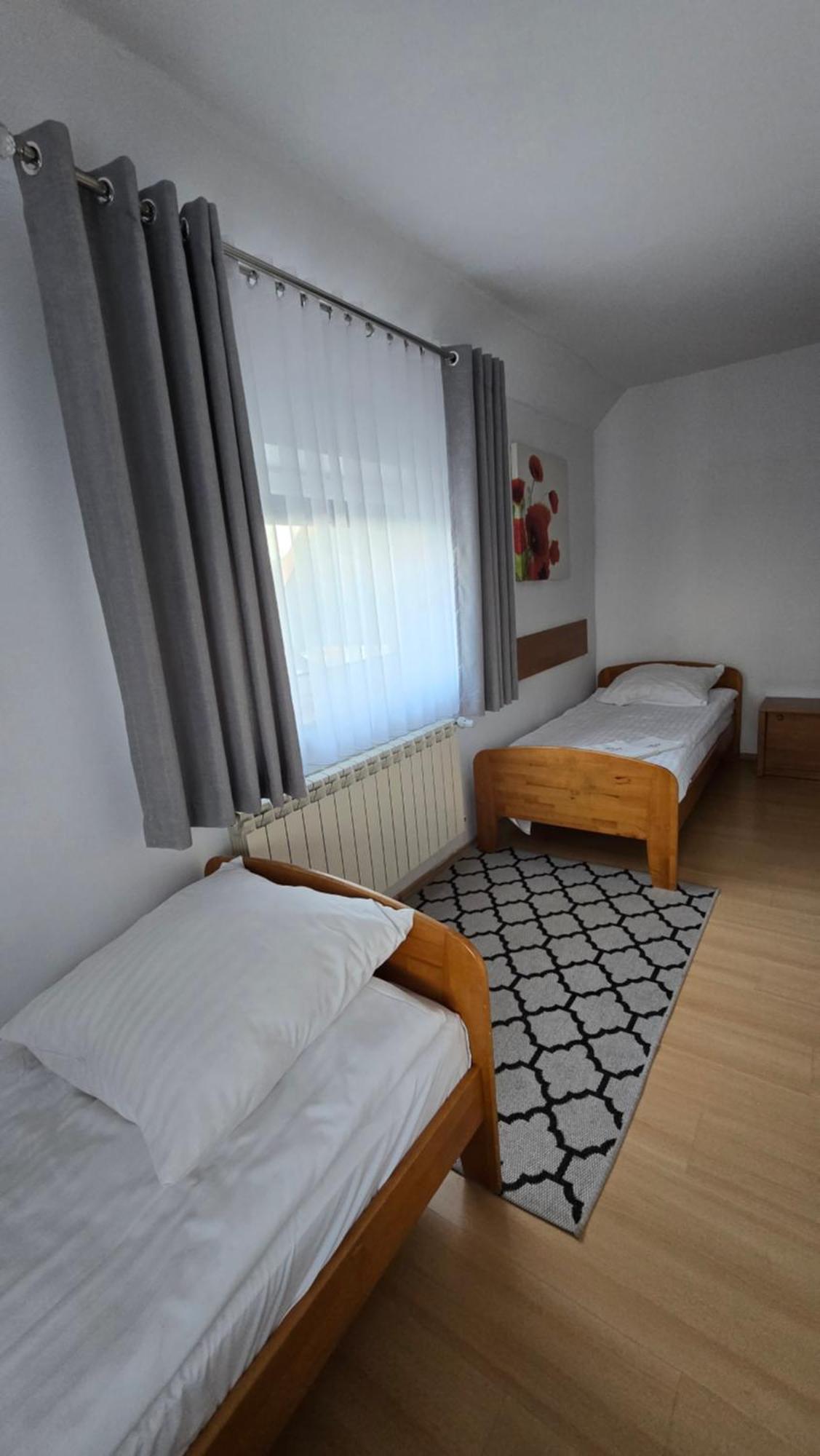 Motel Za Miedza Bralin Exterior foto